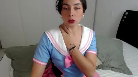 Snapshot of niky_blue chatting on April 2026 01:53:01 AM niky_blue online show from April 2026 01:53:01 AM