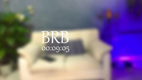 Niky online show from September 2025 01:21:01 PM