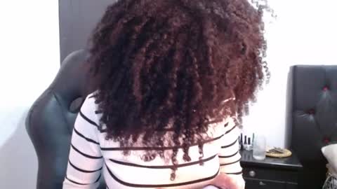 Snapshot of niky_golden chatting on June 2026 05:50:02 AM Nicole GTM-5 1100 pm - 700 am online show from June 2026 05:50:02 AM