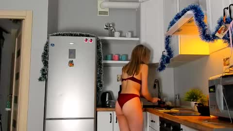 Veronica online show from December 2024 07:52:02 PM