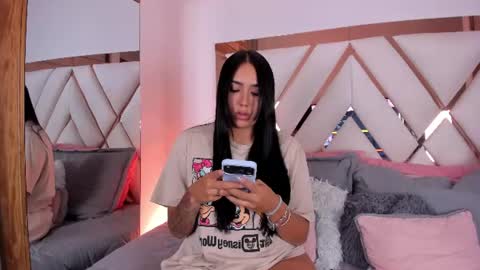 Snapshot of niky_vega1 chatting on July 2026 03:19:01 AM niky_vega1 online show from July 2026 03:19:01 AM