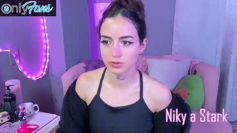 Niky A Stark online show from November 2025 09:53:01 AM