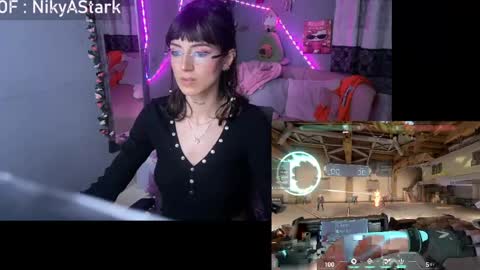 Snapshot of nikyastark chatting on April 2026 02:33:02 AM Niky A Stark online show from April 2026 02:33:02 AM