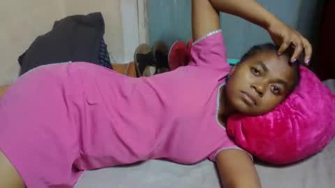 Snapshot of nilahmarie chatting on April 2026 07:26:01 PM nilah online show from April 2026 07:26:01 PM
