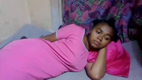 Snapshot of nilahmarie chatting on May 2026 07:40:02 PM nilah online show from May 2026 07:40:02 PM