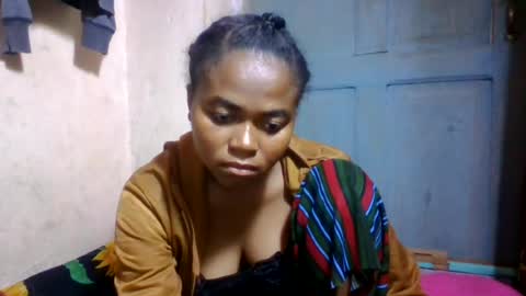 Snapshot of nilahmarie chatting on June 2026 12:16:01 PM nilah online show from June 2026 12:16:01 PM