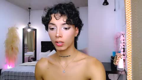 Nilam online show from February 2025 03:38:01 PM