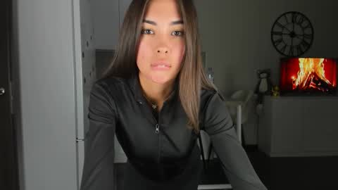 Bella online show from September 2025 05:12:02 PM