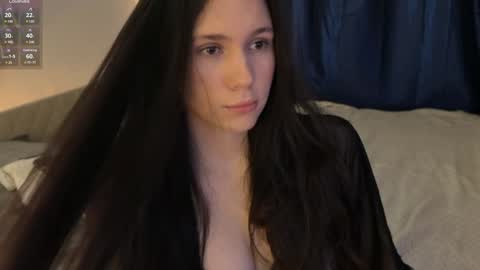 Jennet online show from February 2025 04:08:01 PM