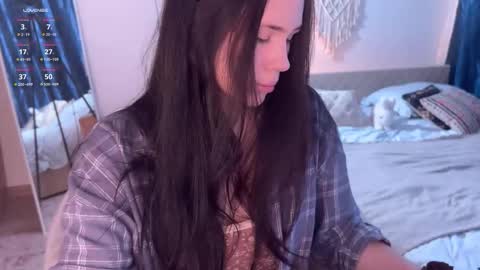 Jennet online show from October 2025 12:14:02 PM