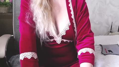 Nimfalove online show from February 2025 08:29:01 AM