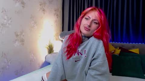 Snapshot of nina_b1um chatting on October 2025 05:59:02 AM Nina online show from October 2025 05:59:02 AM