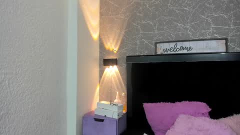 Nina online show from January 2025 11:44:02 AM