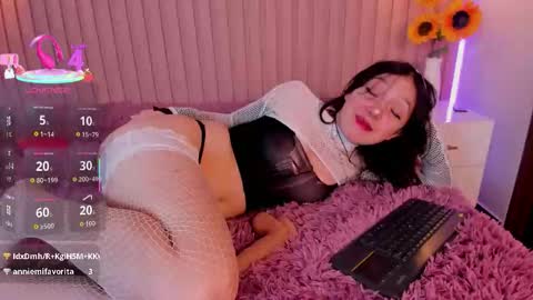 Snapshot of nina_ford_ chatting on December 2025 03:59:02 AM nina_ford_ online show from December 2025 03:59:02 AM