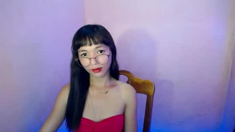 Snapshot of nina_mochikiss21 chatting on June 2026 02:42:01 AM Nina online show from June 2026 02:42:01 AM