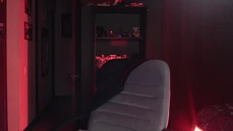 Nina Moon online show from December 2024 11:35:01 PM