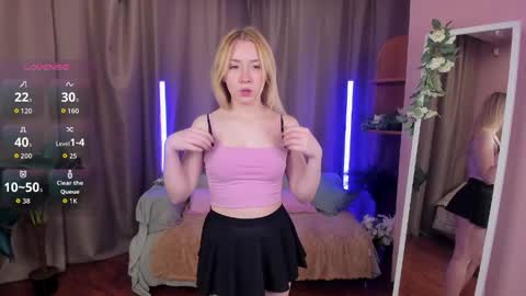 Nina online show from May 2026 02:07:02 AM