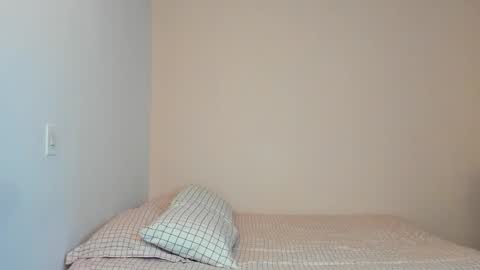  Nina  online show from November 2025 09:06:02 PM