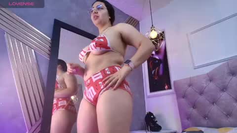 Snapshot of nina_scott_ chatting on April 2026 08:04:02 PM nina_scott_ online show from April 2026 08:04:02 PM