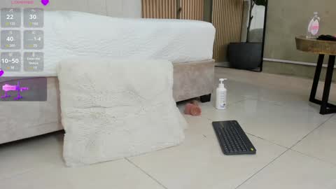 NINA online show from January 2025 02:58:01 PM