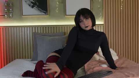 NINA online show from April 2026 12:17:02 PM