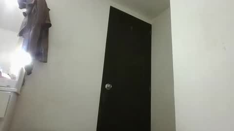 ninaa_velvett online show from April 2026 03:26:01 AM