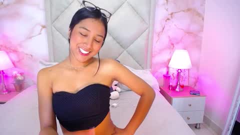 Nina Bravura online show from February 2026 01:33:02 PM