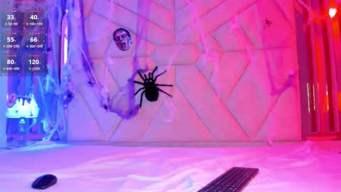 Snapshot of ninacapelli chatting on November 2025 02:13:01 AM Valentina online show from November 2025 02:13:01 AM