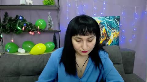 ninaflawlees online show from January 2025 07:11:01 PM