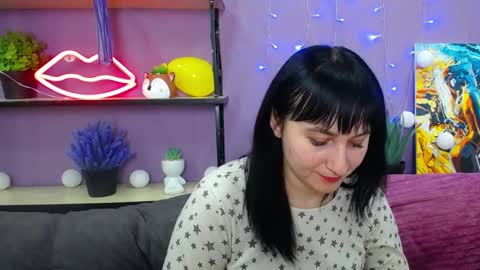 ninaflawlees online show from January 2025 02:04:02 AM