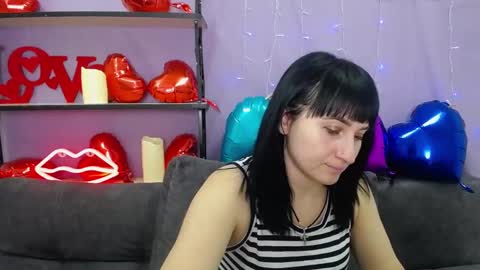 ninaflawlees online show from March 2025 10:21:01 PM