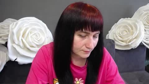 ninaflawlees online show from September 2025 12:04:02 PM