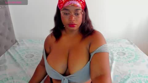 Valentina online show from February 2026 03:19:01 PM