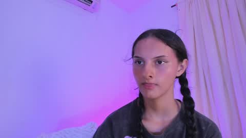 Snapshot of ninahtx chatting on April 2026 10:04:01 PM ninahtx online show from April 2026 10:04:01 PM