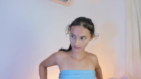 Snapshot of ninahtx chatting on April 2026 09:21:02 PM ninahtx online show from April 2026 09:21:02 PM