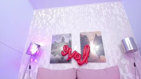 Snapshot of ninamedux chatting on February 2025 03:50:01 AM Nina Medux online show from February 2025 03:50:01 AM