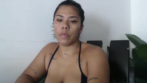 Snapshot of ninapalmer chatting on April 2026 08:32:01 PM Ninapalmer online show from April 2026 08:32:01 PM