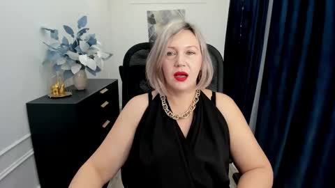 ninastarle online show from November 2025 04:56:02 AM