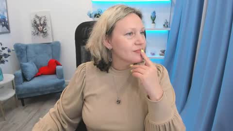 ninastarle online show from May 2026 06:09:01 PM