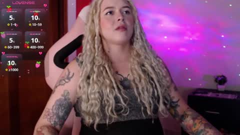 Snapshot of ninaxxstorm chatting on March 2025 01:47:02 AM Nina online show from March 2025 01:47:02 AM