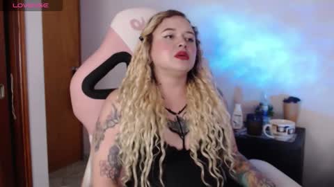 Snapshot of ninaxxstorm chatting on September 2025 10:47:01 PM Nina online show from September 2025 10:47:01 PM