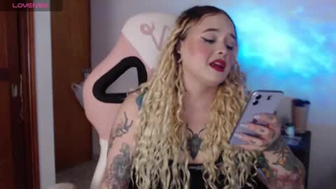 Snapshot of ninaxxstorm chatting on October 2025 02:31:02 AM Nina online show from October 2025 02:31:02 AM