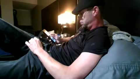 Snapshot of nineinchbronco chatting on November 2025 09:58:01 PM nineinchbronco online show from November 2025 09:58:01 PM