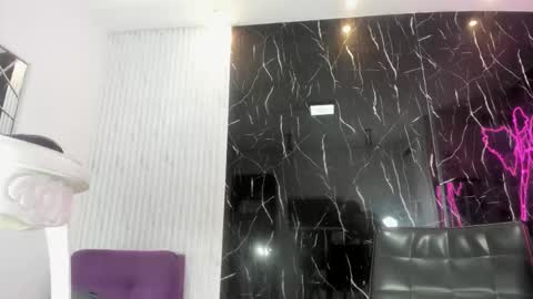 nini_beyker online show from February 2026 12:14:02 PM