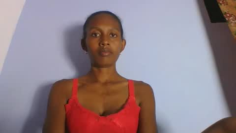 ninie246746 online show from February 2026 07:15:01 AM