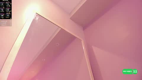 Snapshot of ninna_monroe_ chatting on September 2025 04:52:02 PM Ninna online show from September 2025 04:52:02 PM