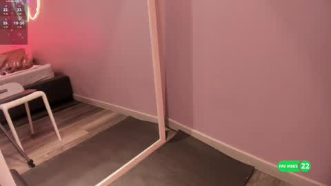 Snapshot of ninna_monroe_ chatting on October 2025 04:13:02 PM Ninna online show from October 2025 04:13:02 PM