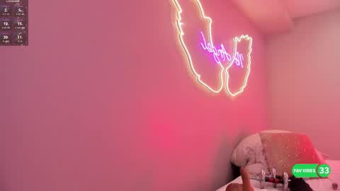 Snapshot of ninna_monroe_ chatting on October 2025 04:16:02 PM Ninna online show from October 2025 04:16:02 PM