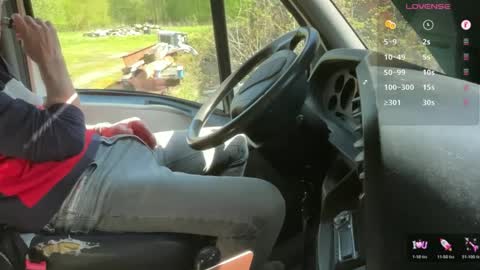 Snapshot of ninosolo_35 chatting on April 2026 01:30:01 PM ninosolo 35 online show from April 2026 01:30:01 PM