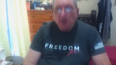 Dennis online show from October 2025 03:13:02 PM